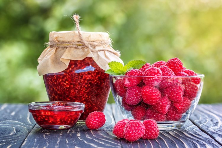 Малиновое варенье-пятиминутка: 20 отличных рецептов