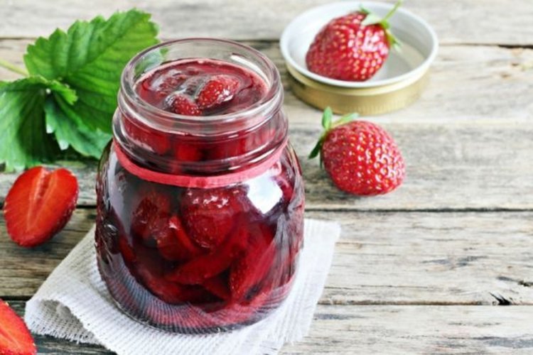 Клубника в желе на зиму