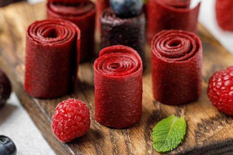 Пастила из яблок и ягоды в духовке