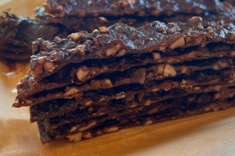 Пастила из сливы с орехами