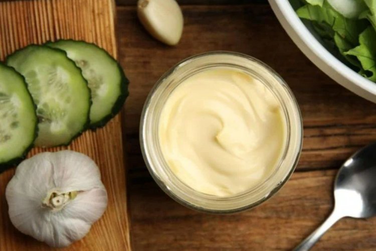 Постный майонез из консервированной фасоли с чесноком