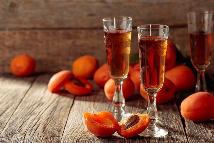Сухое вино из абрикосов