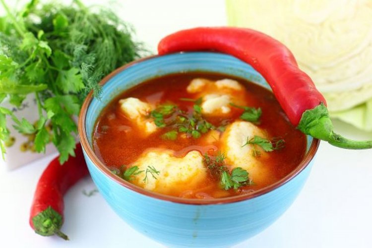 Постный борщ с галушками