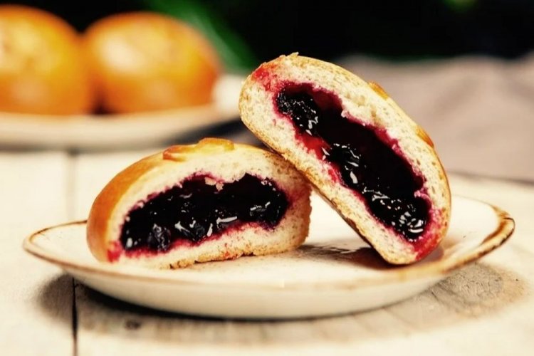 Пирожки со смородиной