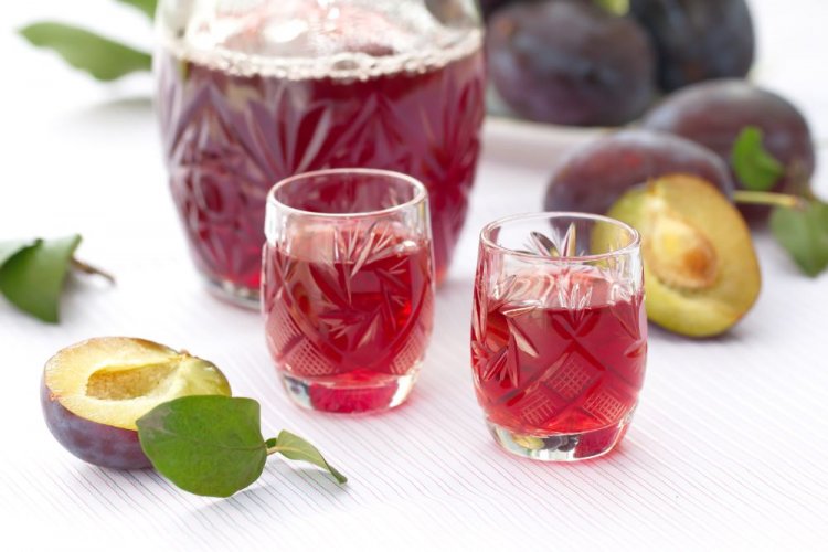 Вино из сливового компота