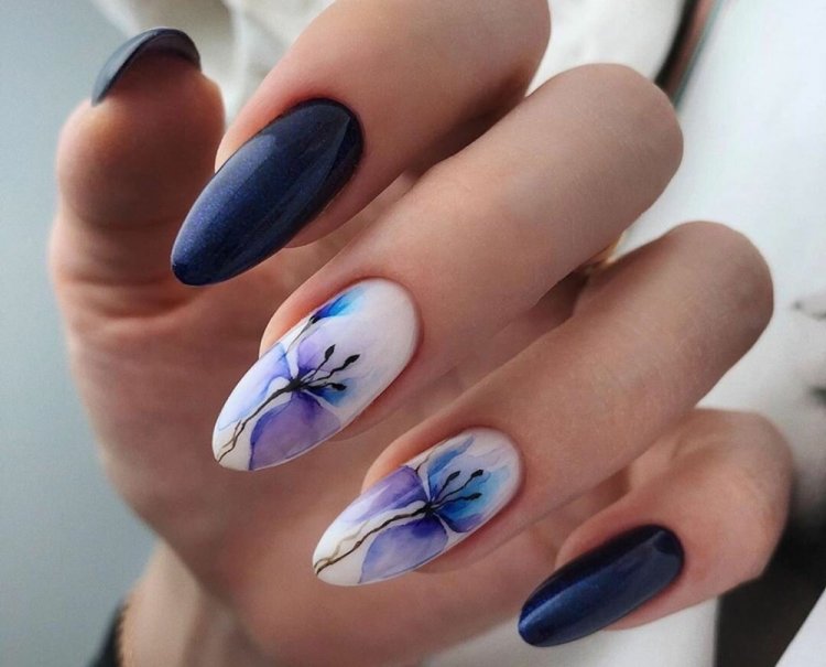 Акварельный маникюр