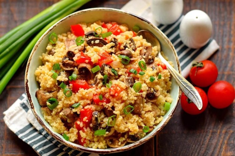 Кускус с шампиньонами и овощами