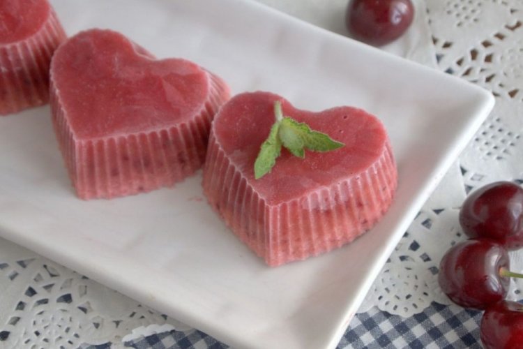 Замороженное пюре из вишни