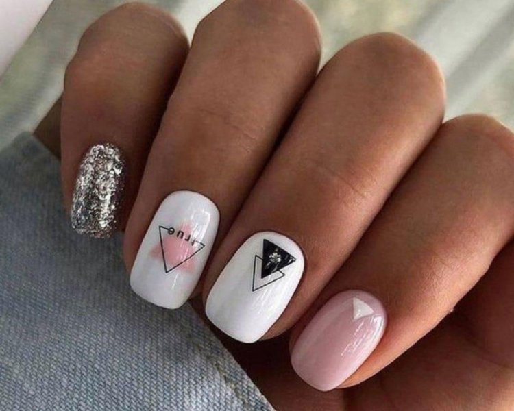 Наклейки и минимализм