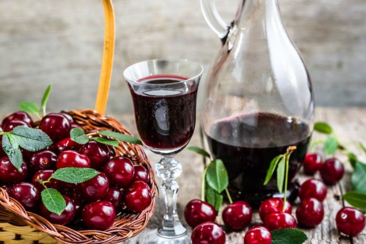 Ликер из вишни на самогоне