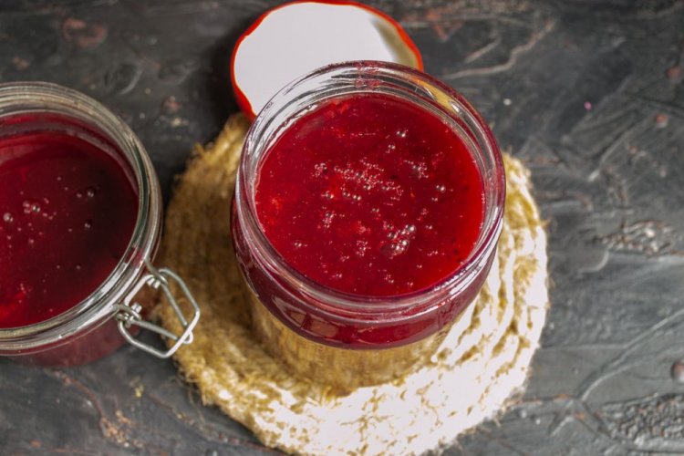 Густое желе из крыжовника с агар-агаром