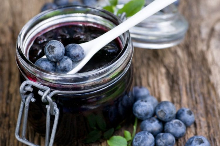 Повидло из крыжовника с черникой