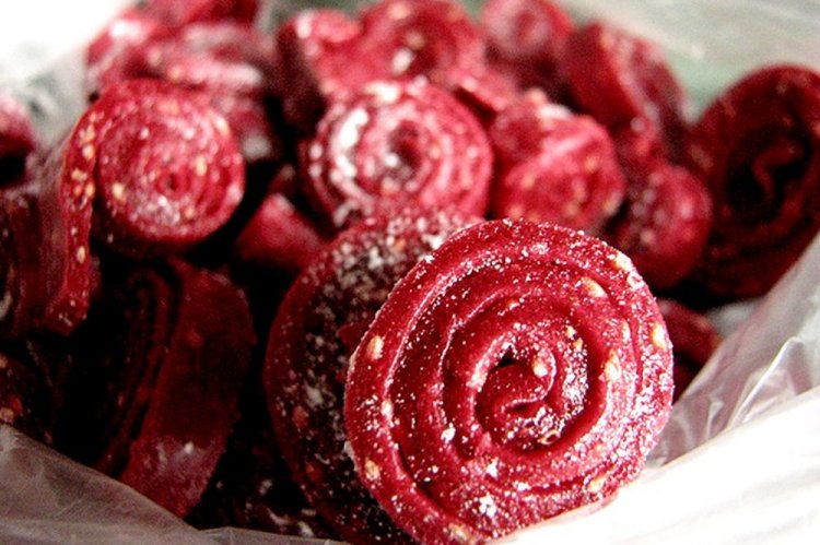 Пастила из малины с грецкими орехами