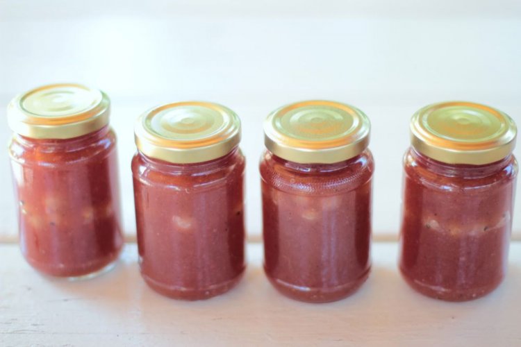 Варенье из белой смородины и бананов