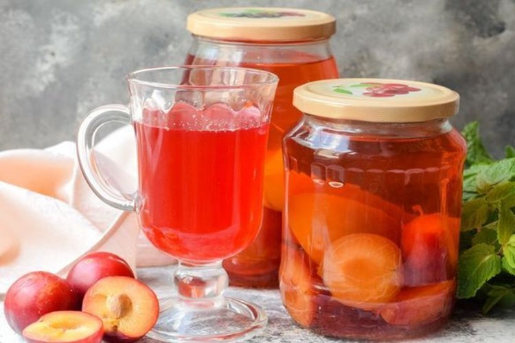 Компот из нектаринов и сливы на зиму