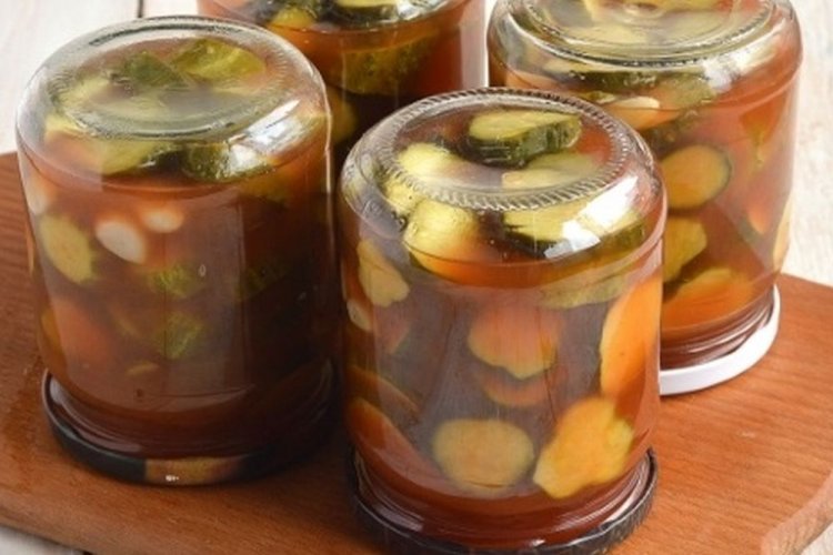 Огурцы кусочками в кетчупе на зиму