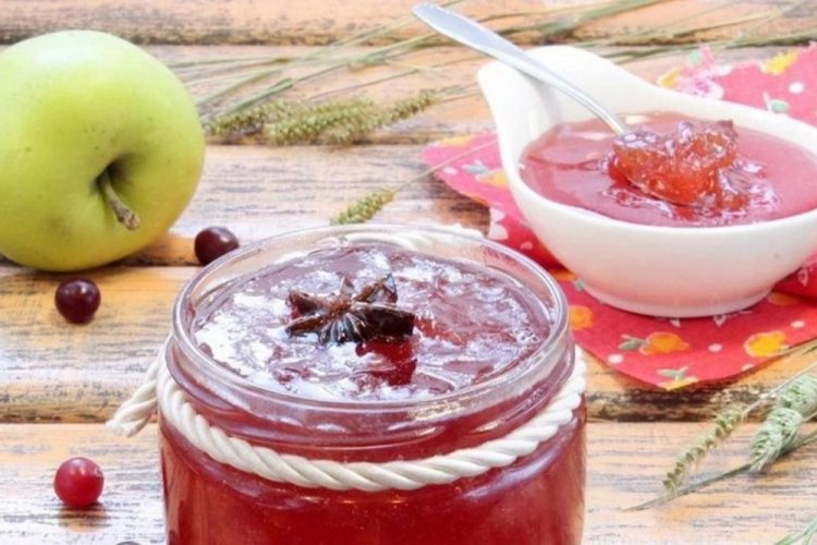 Джем из яблок и клюквы