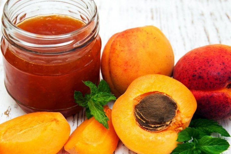 Повидло из сливы и персиков