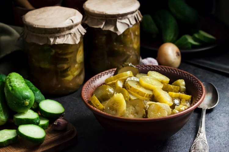 20 отличных закусок из огурцов на зиму