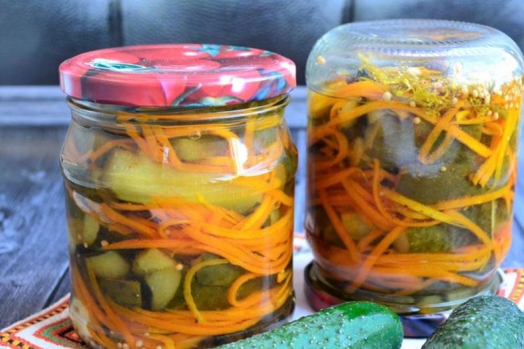 Салат из огурцов с морковью на зиму