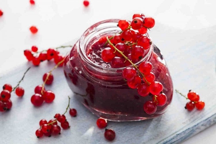 Желе из красной смородины в сиропе с агар-агаром