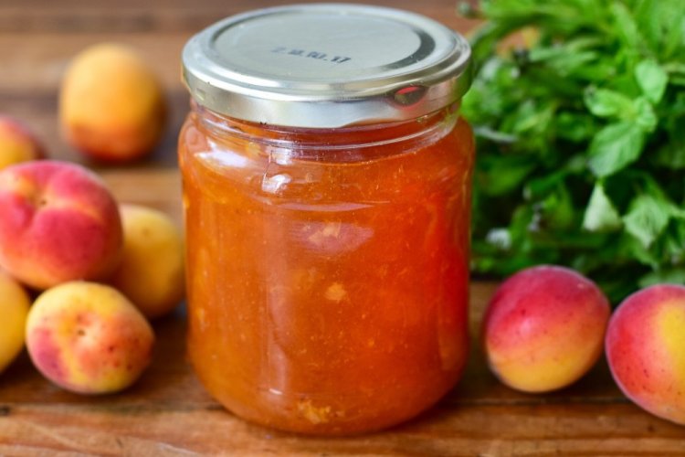 Пряный мармелад из абрикосов