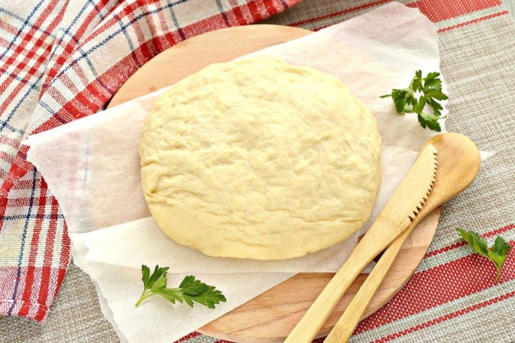 Тесто для пиццы на сухих дрожжах и простокваше