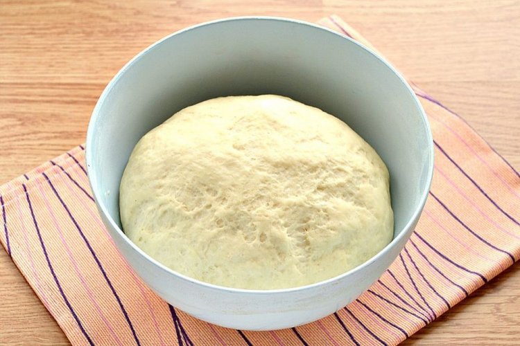 Слоеное тесто для пиццы на дрожжах