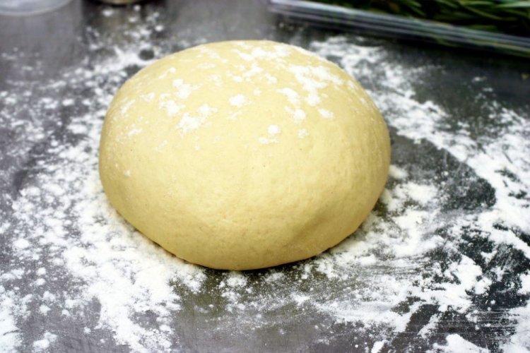 Тесто для пиццы на кефире и желтках