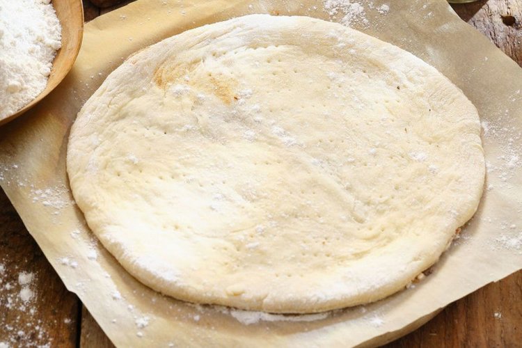 Тесто для пиццы на кефире и молоке