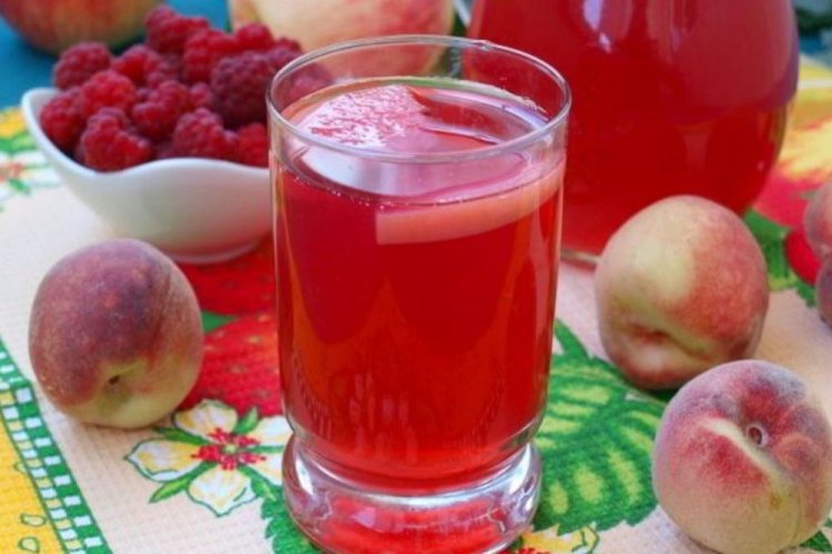 Компот из персиков и малины на зиму