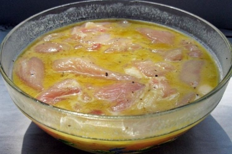 Маринад для мяса с яйцом и горчицей