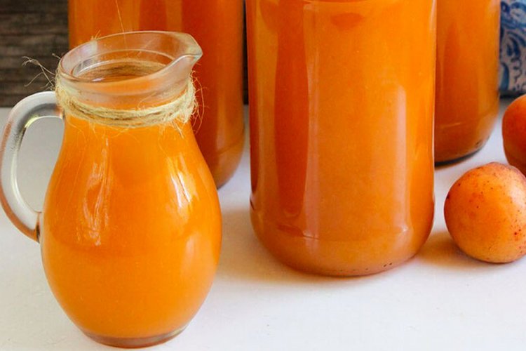 Сок из абрикосов через соковыжималку