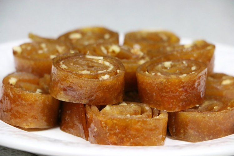 Пастила из алычи с орехами