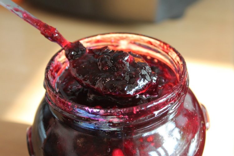 Джем из ирги с лимоном