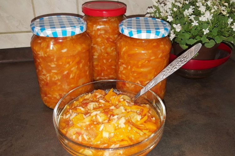 Салат с рисом и овощами на зиму