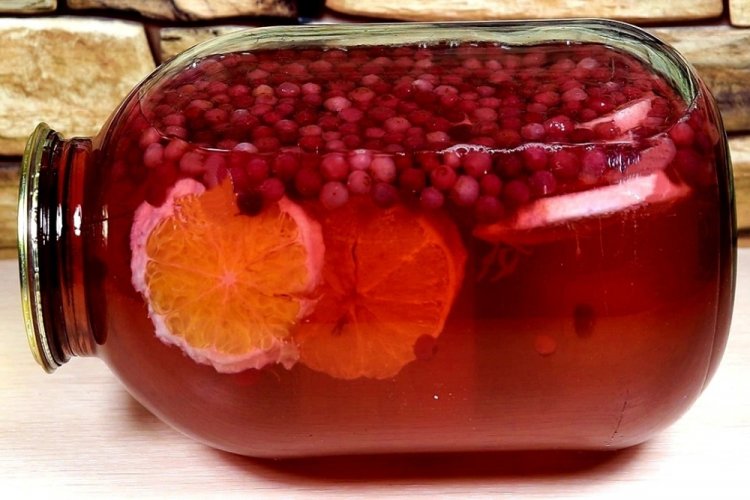 Компот из брусники с апельсином на зиму