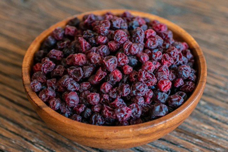 Брусника, сушенная в электросушилке
