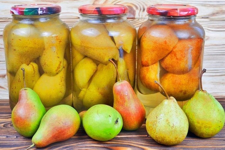 Груши половинками в сладком сиропе на зиму