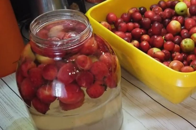 Компот из ранеток с лимоном на зиму