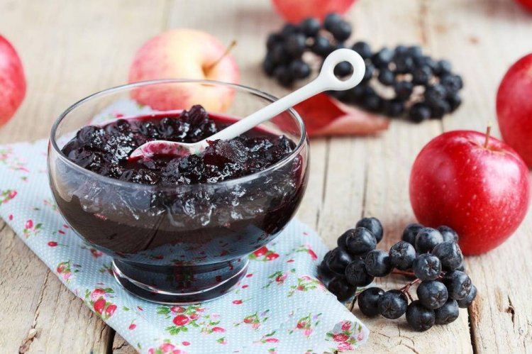 Джем из черноплодной рябины с морковью