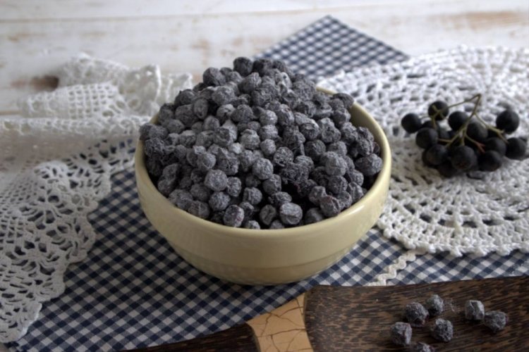 Сушеная черноплодка в сахаре