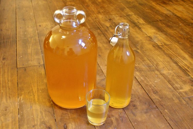 Яблочное вино с виноградом