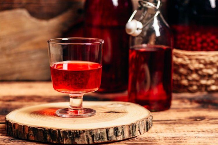 Наливка из замороженной красной смородины