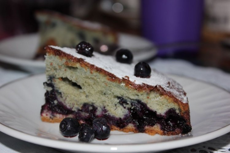 Нежный черничный пирог на сметане