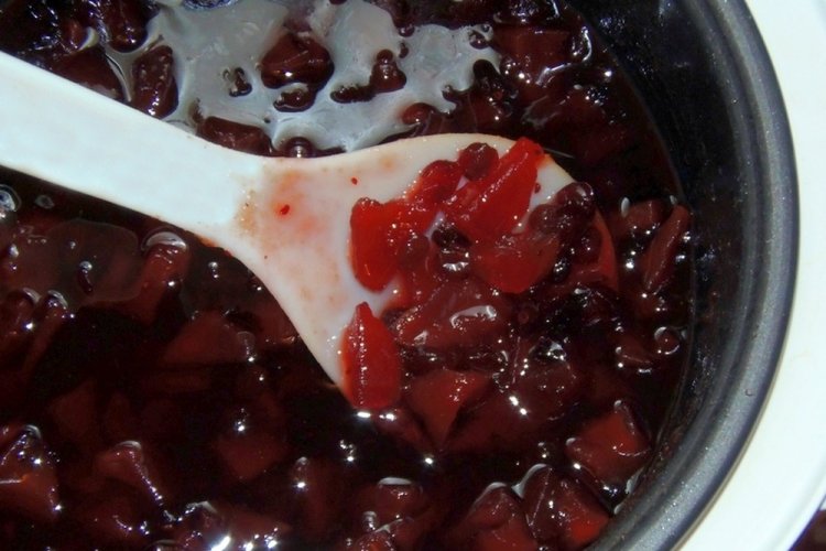 Варенье из брусники с кабачками