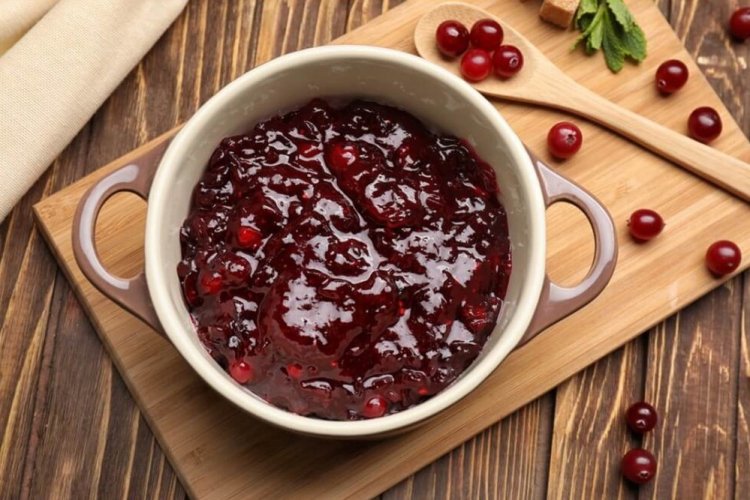 Варенье из брусники и сливы