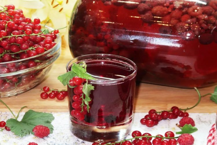 Компот из малины и смородины без стерилизации
