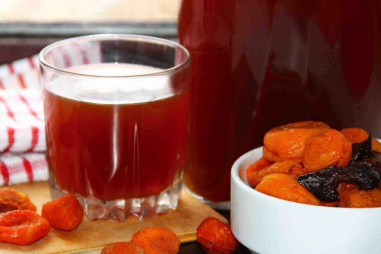 Компот из чернослива и кураги