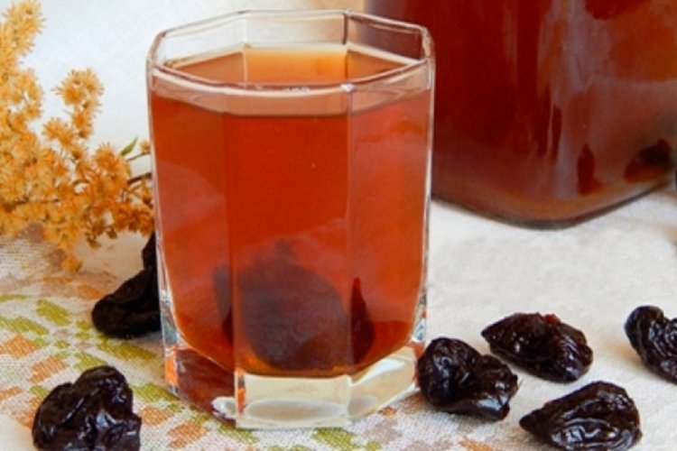 Компот из чернослива и изюма